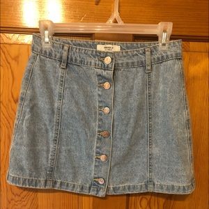Front button mini Jean skirt